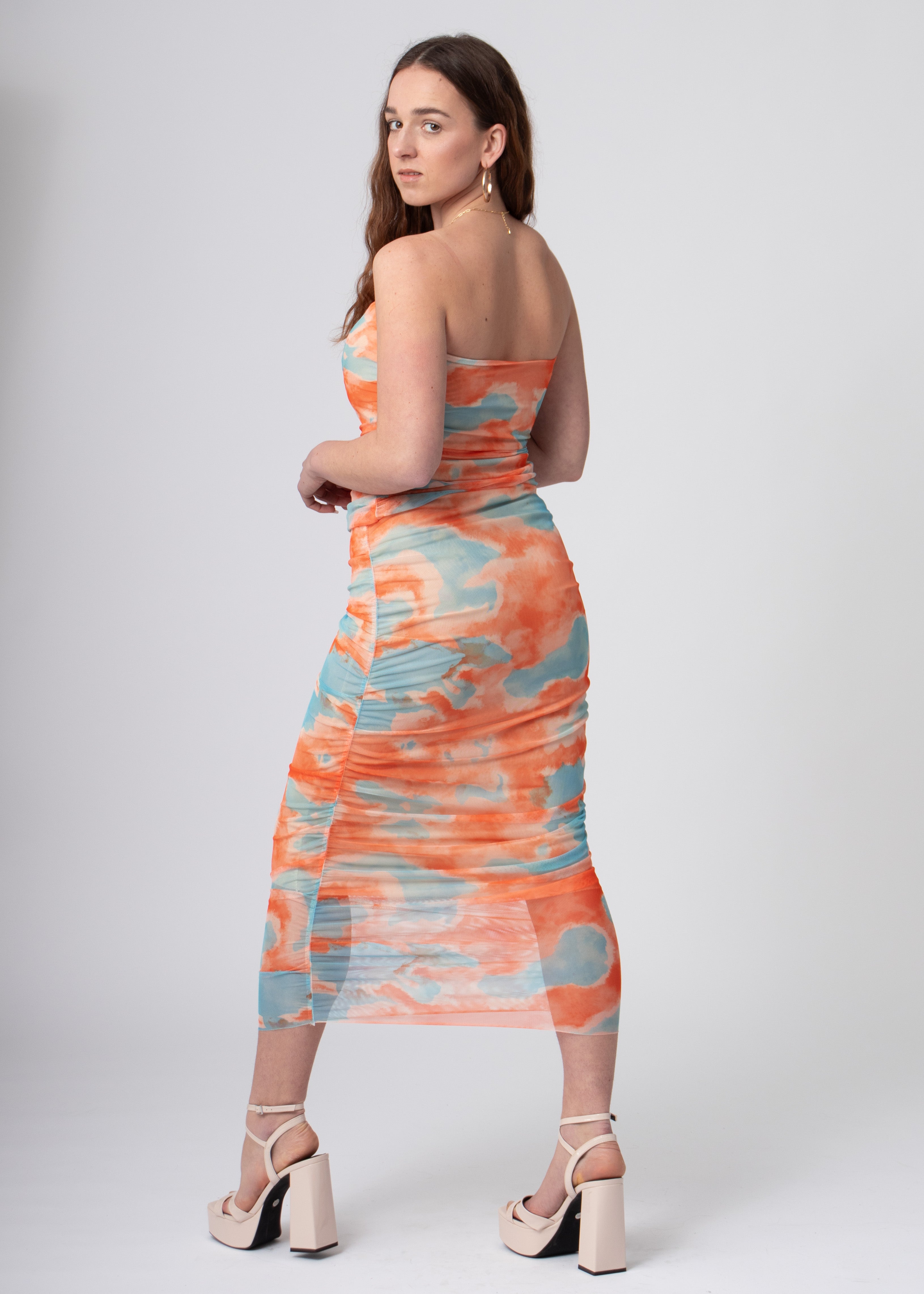 lange tie dye rok van geruched mesh blauw oranje