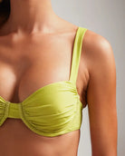 balconette bikinitop lime groen satijn met geruched beugel cups